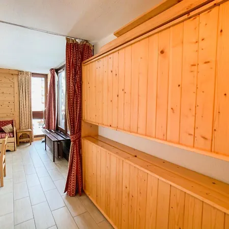 Apartment Renove, Proche Pistes Et Commerces, Balcon, Animaux Acceptes - Fr-1-502-311